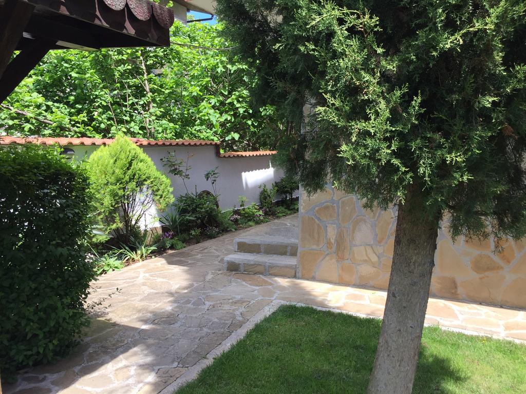 Guest House Afrodita Tschernomorez Exterior foto